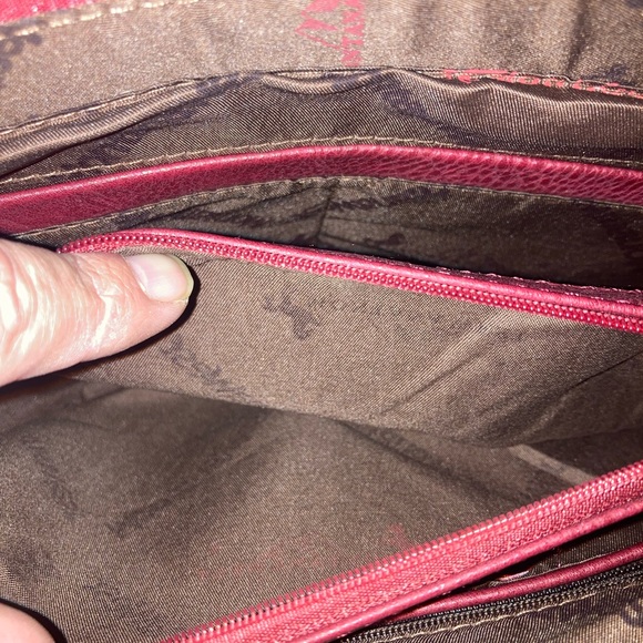 Montana West Quilted Burgundy Shoulder Bag - Picture 7 of 12